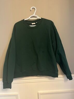 Aritzia Perfect Crew Sweatshirt in Scarab